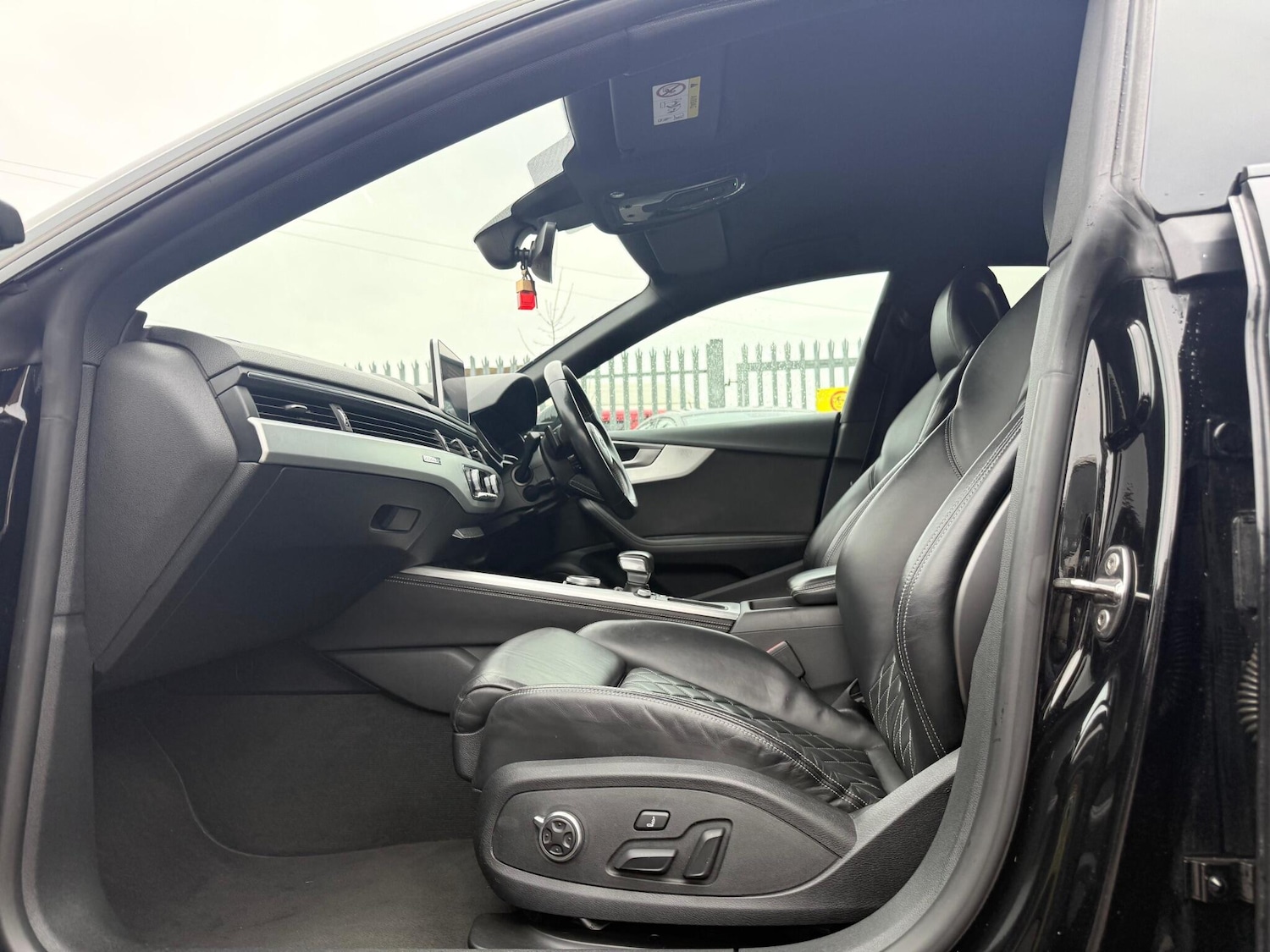 Used Audi S5 for sale - 76728299: Photo 30