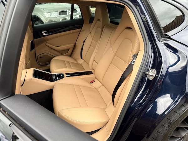Used Porsche Panamera 2021 for sale - 75070439: Photo 32