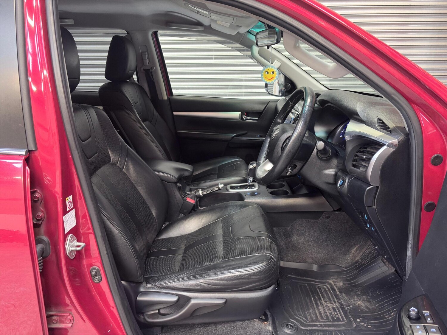 Used Toyota Hilux 2016 for sale - 78115566: Photo 25