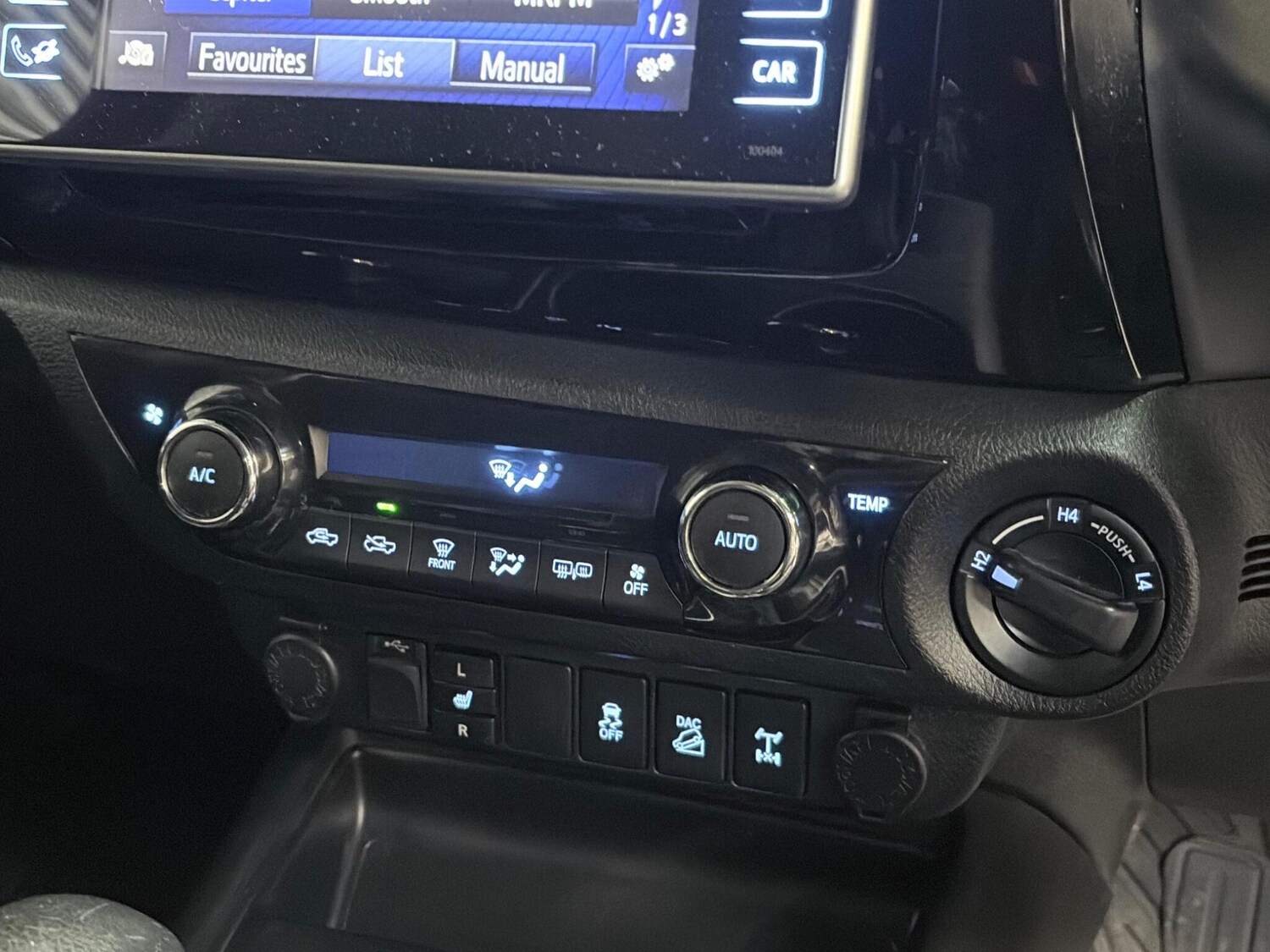 Used Toyota Hilux 2016 for sale - 78115566: Photo 53