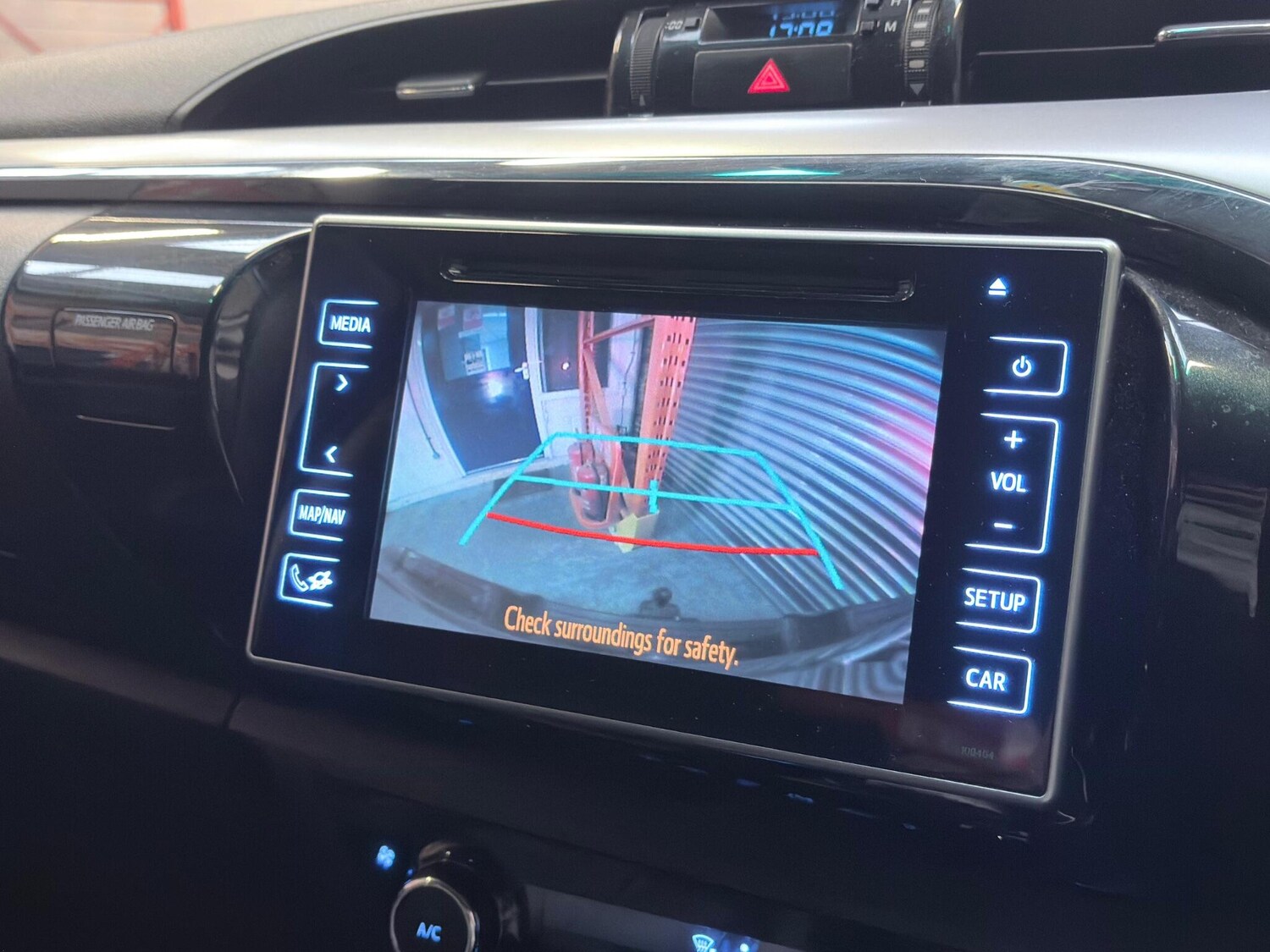 Used Toyota Hilux 2016 for sale - 78115566: Photo 56