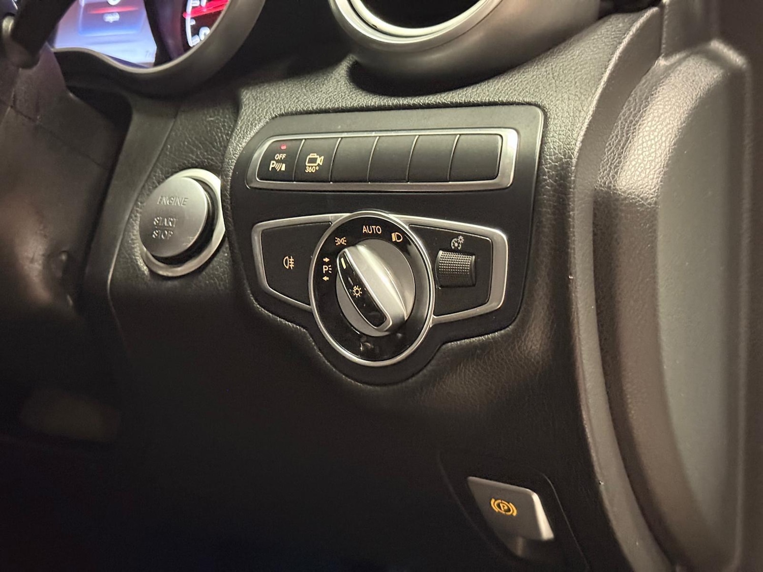 Used Mercedes-Benz C Class 2016 for sale - 77097878: Photo 25