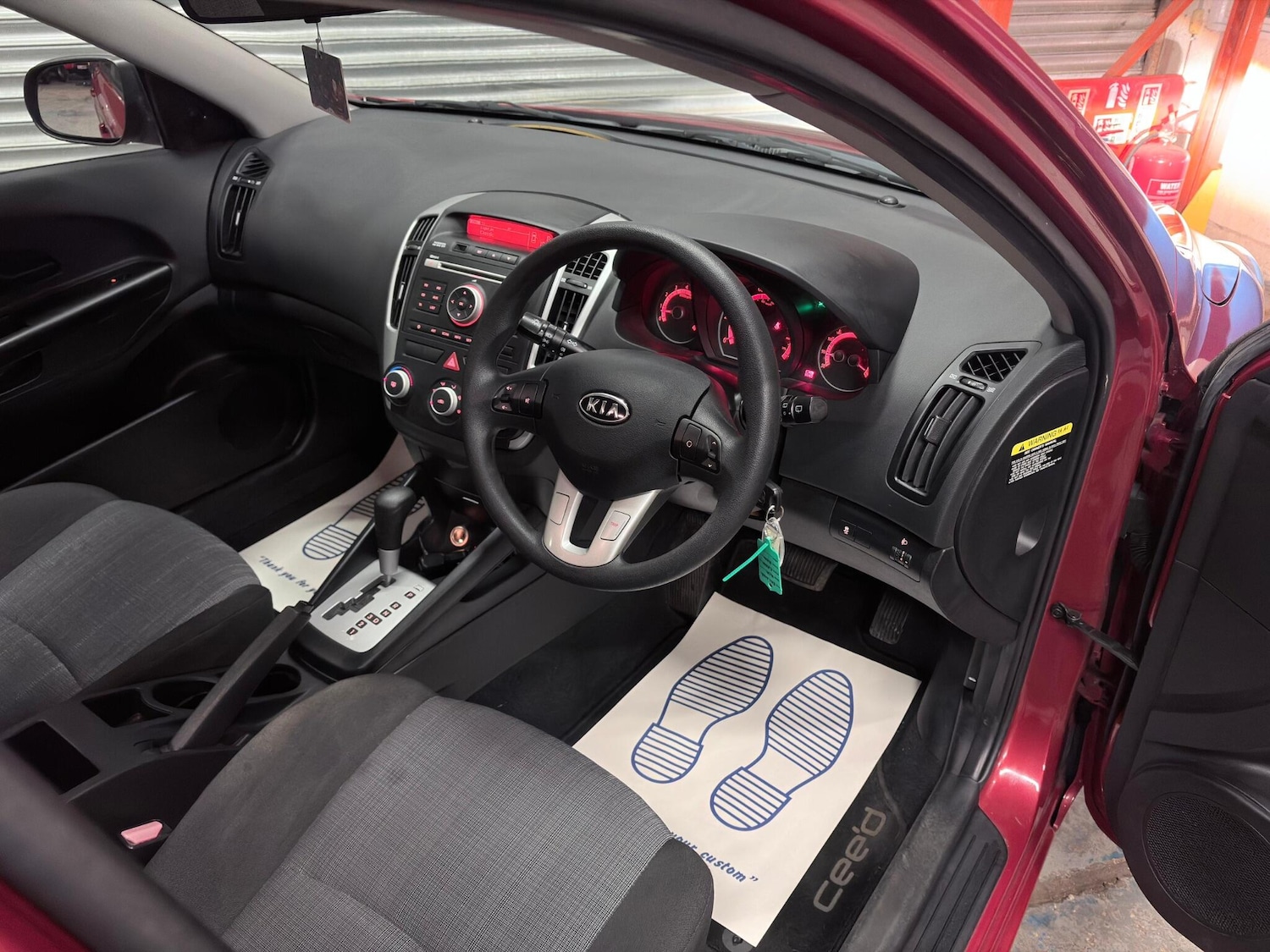 Used Kia Ceed 2011 for sale - 77237534: Photo 27