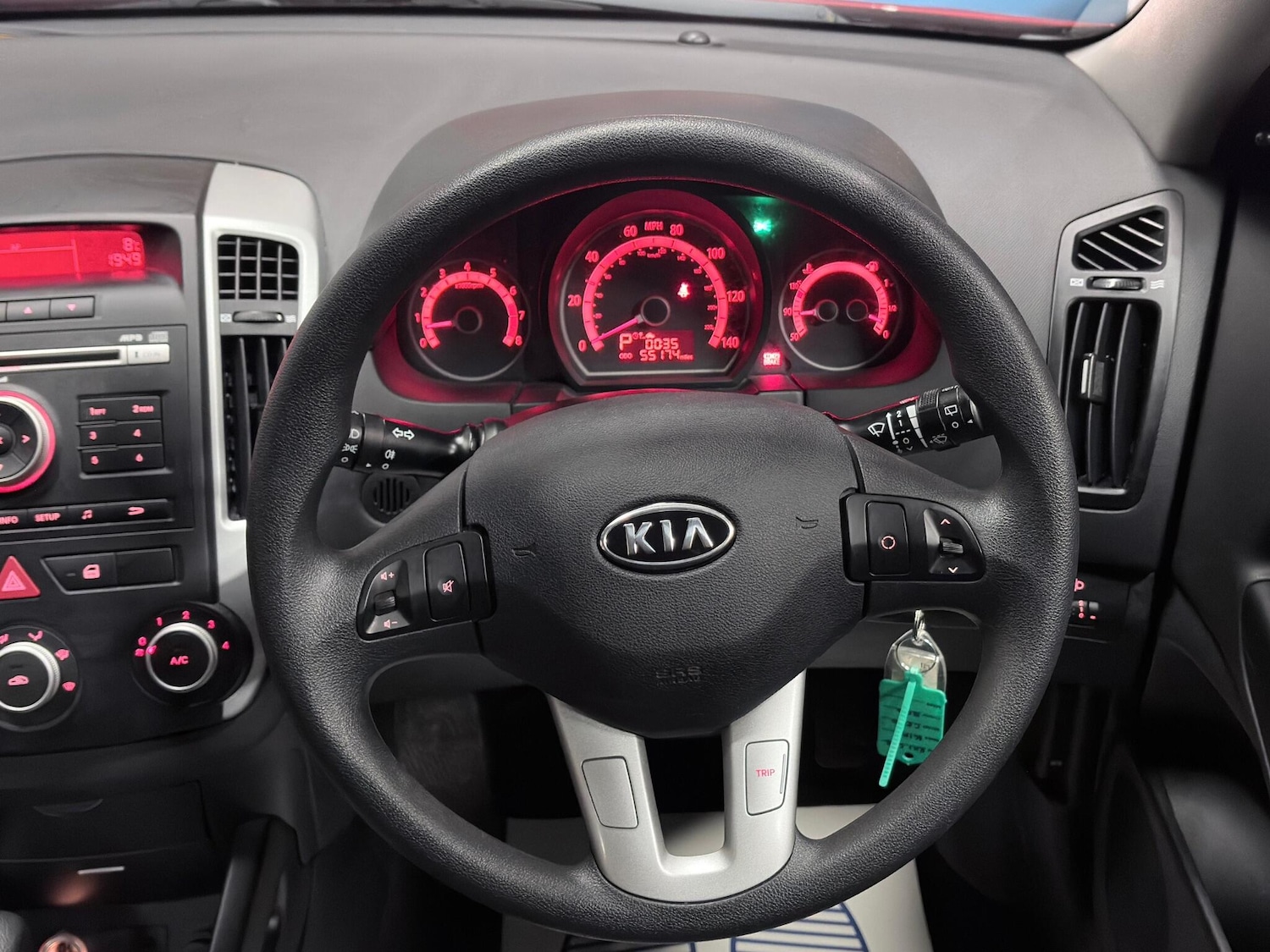 Used Kia Ceed 2011 for sale - 77237534: Photo 28