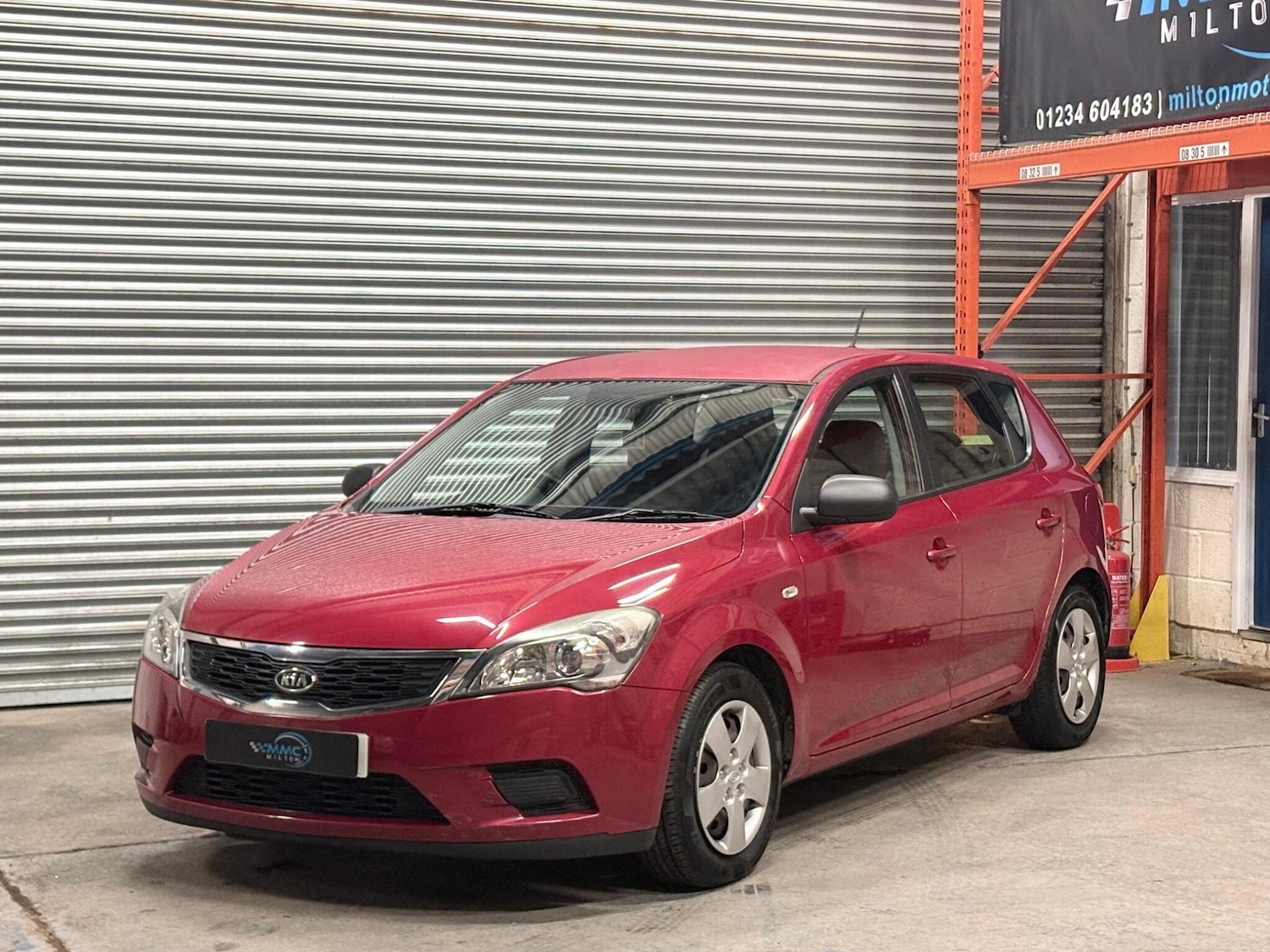 Used Kia Ceed 2011 for sale - 77237534: Photo 4