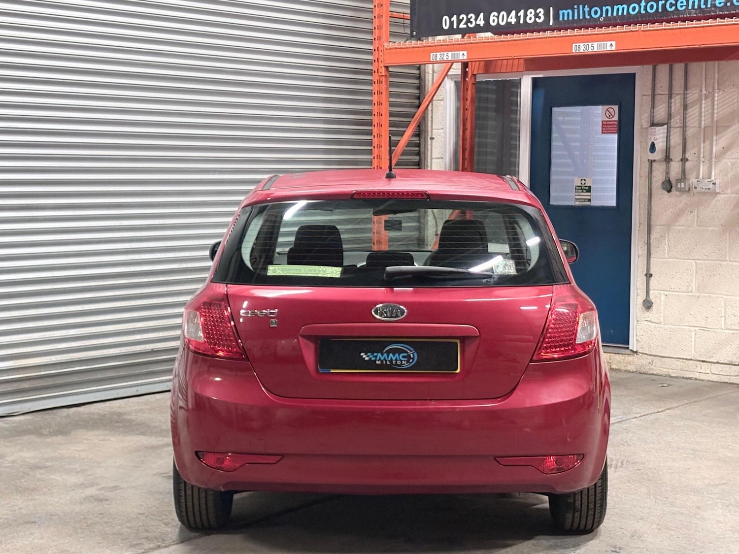 Used Kia Ceed 2011 for sale - 77237534: Photo 6