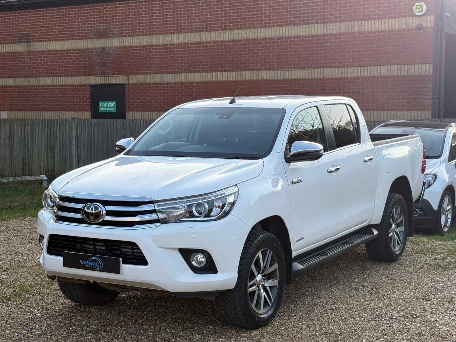 Used Toyota Hilux for sale - 77683205: Photo 5