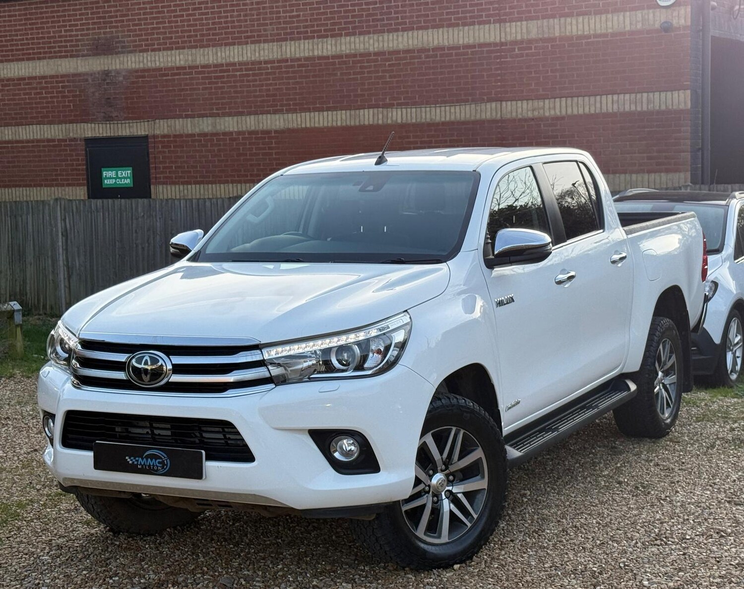 Used Toyota Hilux for sale - 77683205: Photo 6