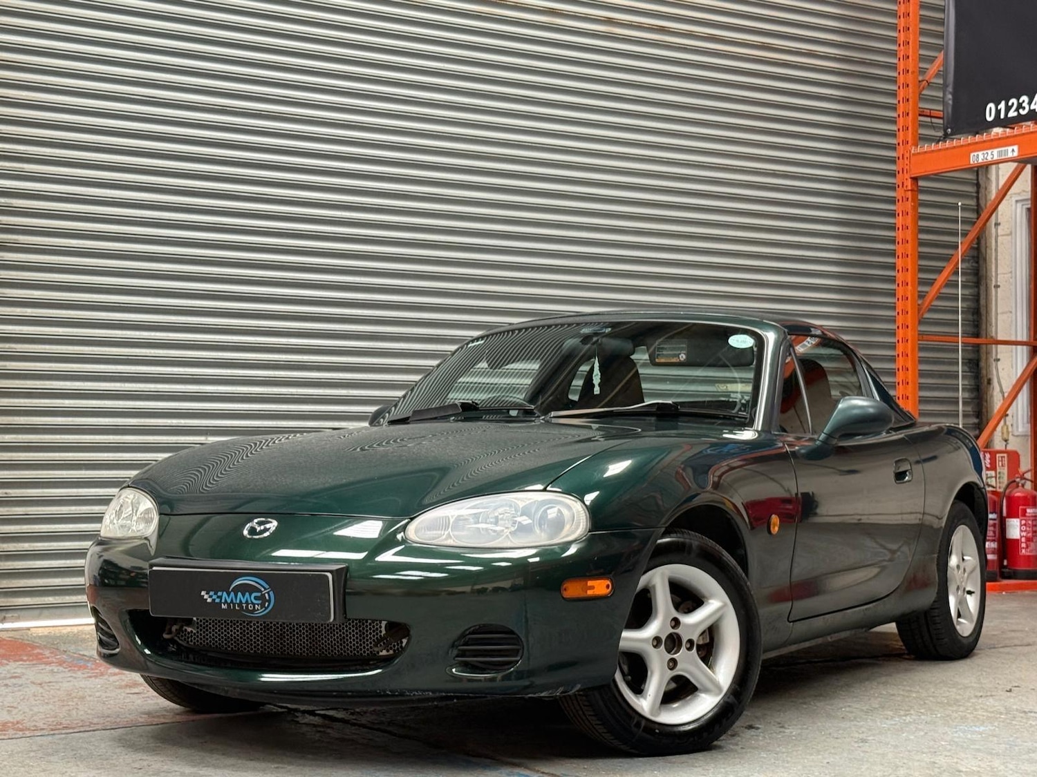 Used Mazda MX-5 2003 for sale - 78185599: Photo 2