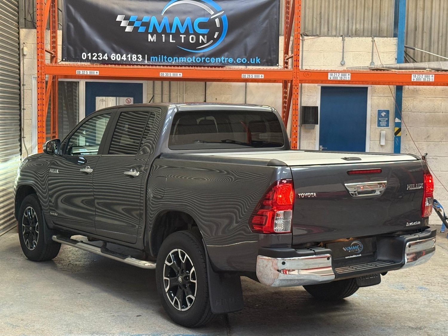 Used Toyota Hilux 2016 for sale - 77892997: Photo 17