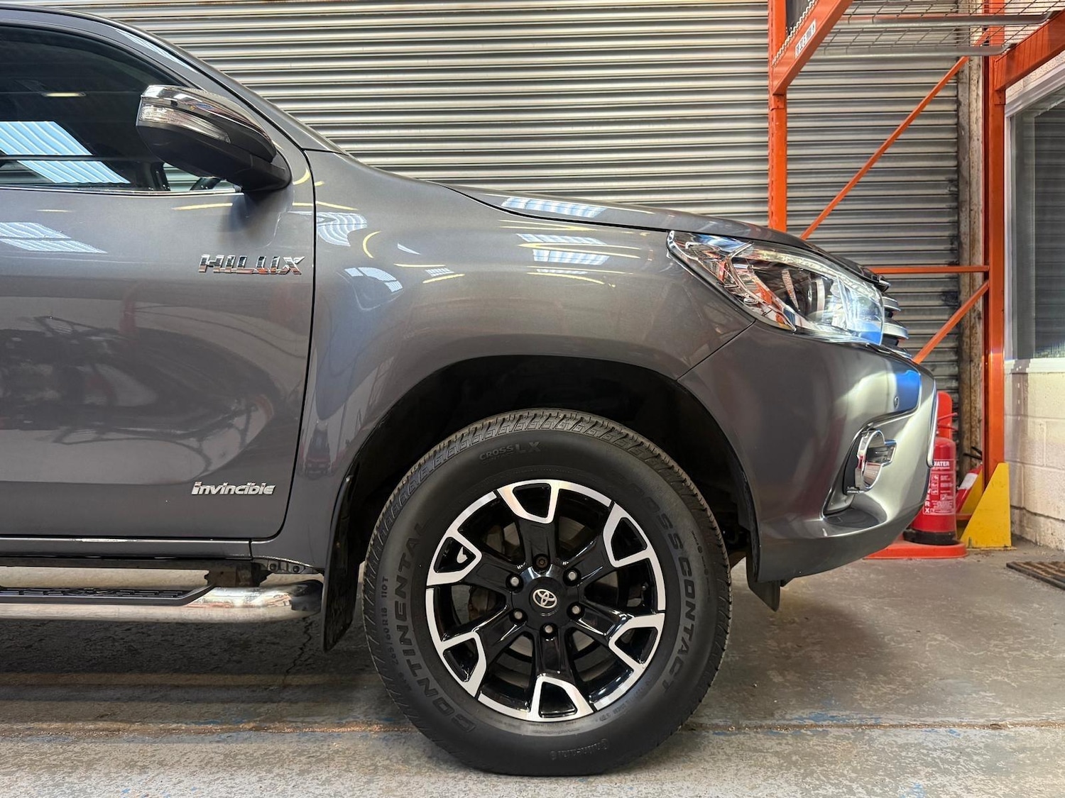 Used Toyota Hilux 2016 for sale - 77892997: Photo 19