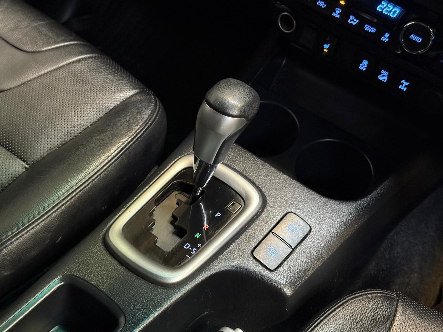 Used Toyota Hilux 2016 for sale - 77892997: Photo 40