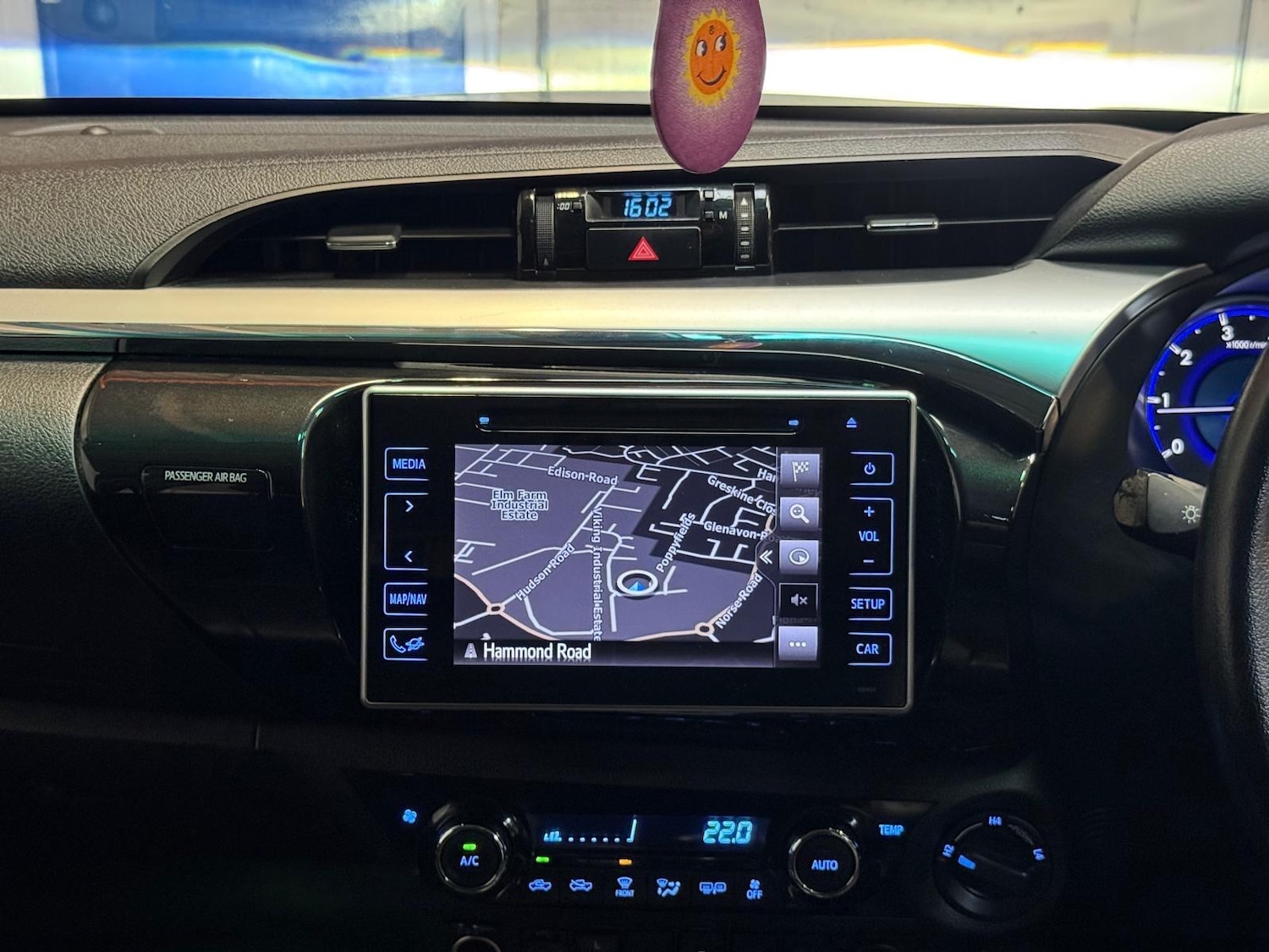 Used Toyota Hilux 2016 for sale - 77892997: Photo 42