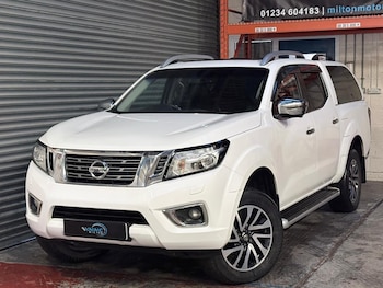 Used Nissan Navara 2016 for sale - 77565141: Photo