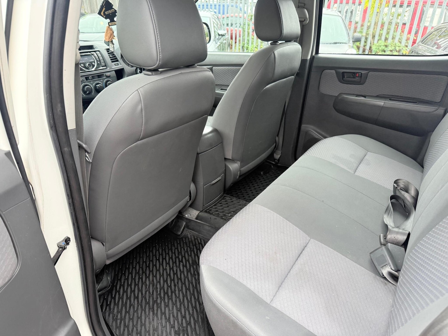 Used Toyota Hilux for sale - 77166726: Photo 31