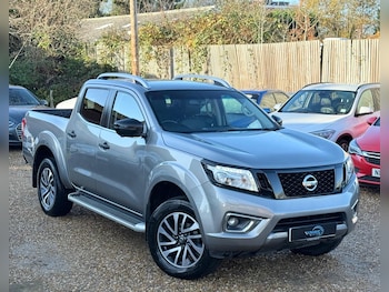 Used Nissan Navara 2016 for sale - 76850124: Photo