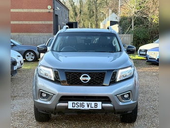 Used Nissan Navara 2016 for sale - 76850124: Photo