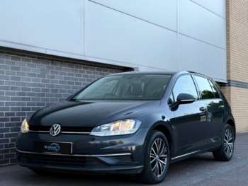 Used Volkswagen Golf 2018 for sale - 74642555: Photo
