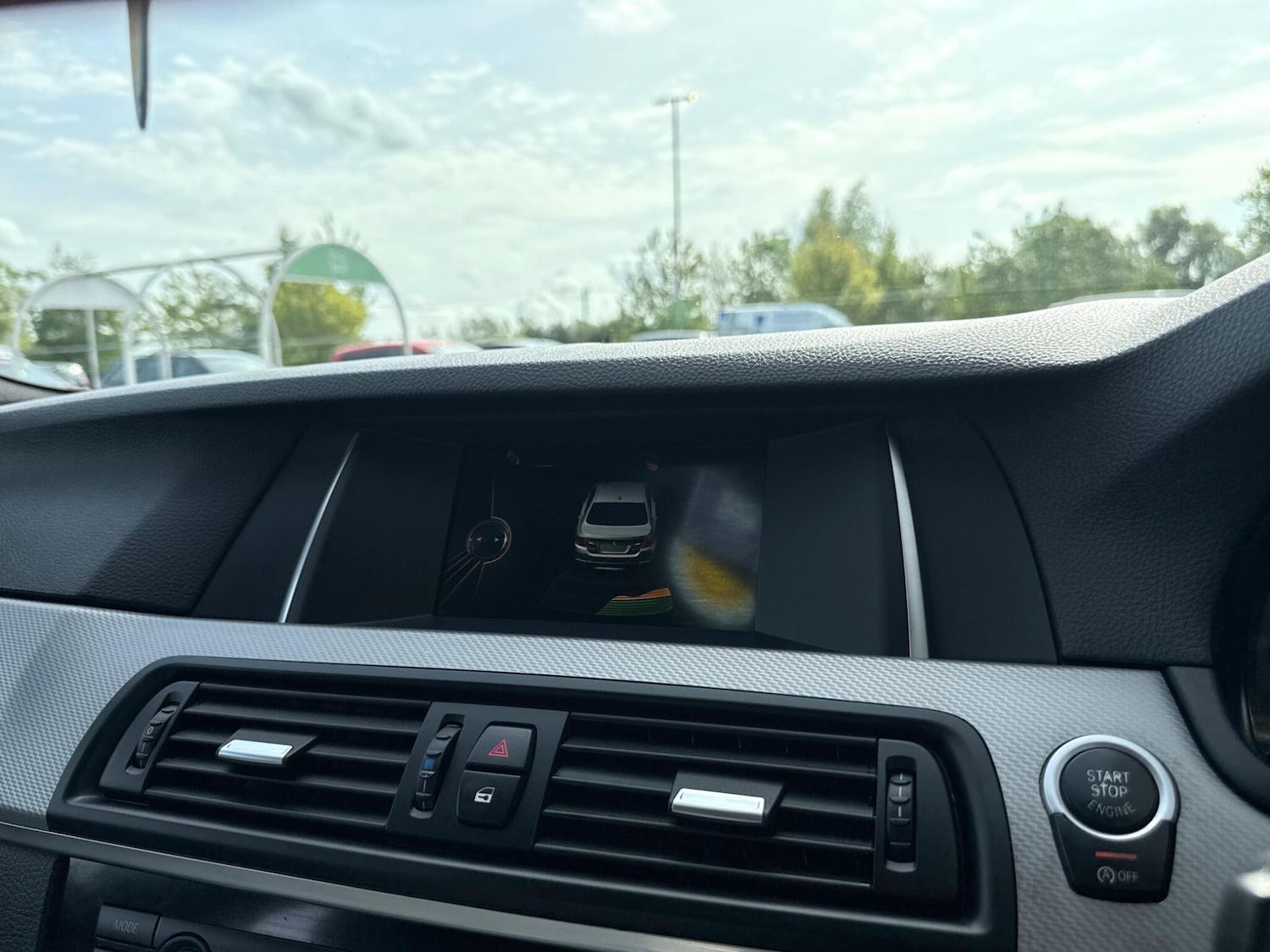 Used BMW 5 Series 2016 for sale - 76200995: Photo 44
