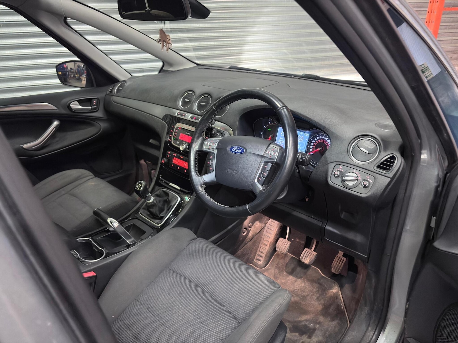 Used Ford S-Max 2013 for sale - 77550666: Photo 11