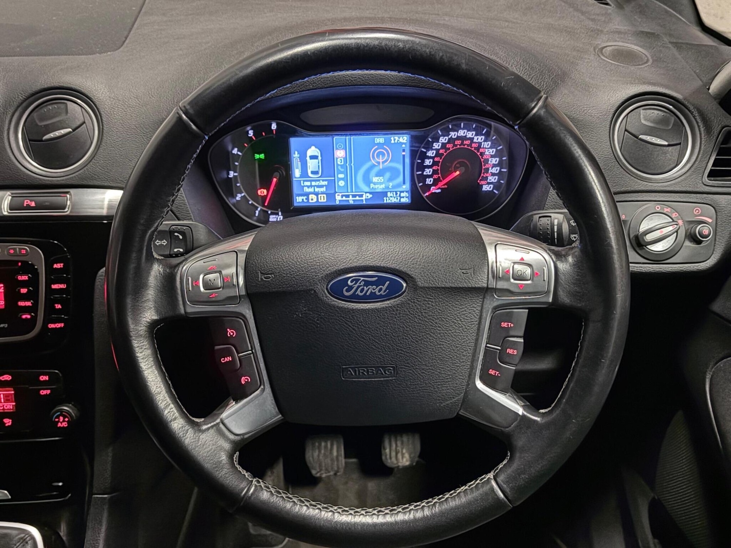 Used Ford S-Max 2013 for sale - 77550666: Photo 23