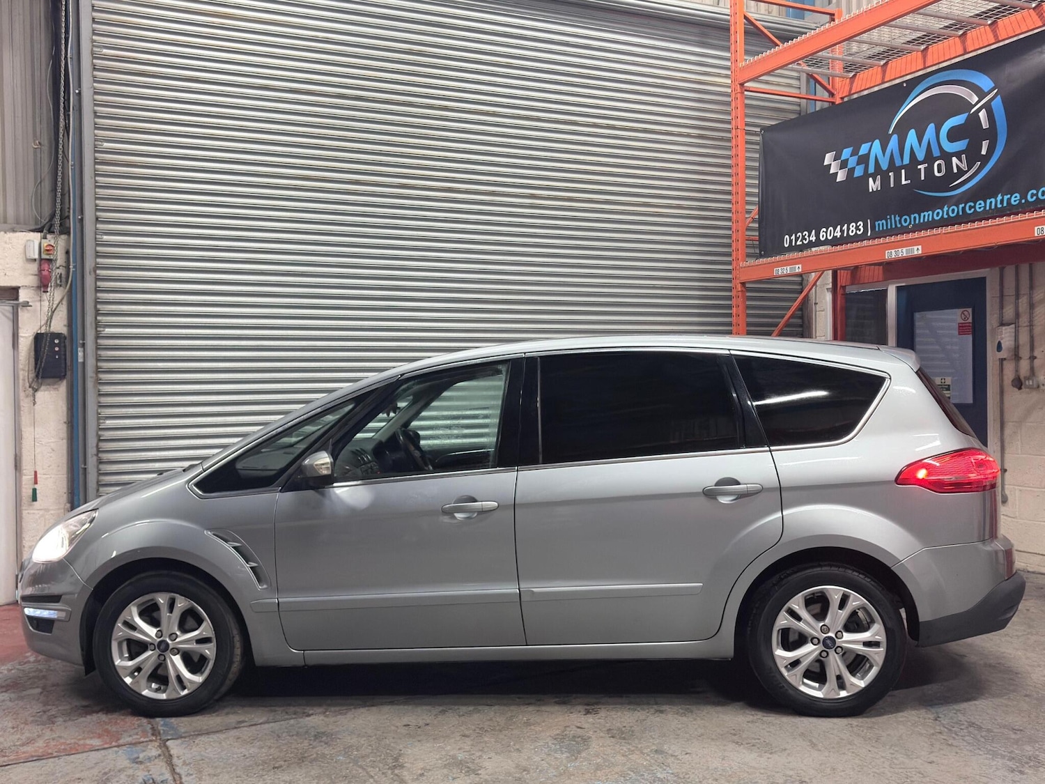 Used Ford S-Max 2013 for sale - 77550666: Photo 8