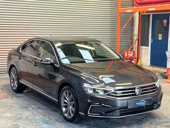 Used Volkswagen Passat 2021 for sale - 76633480: Photo