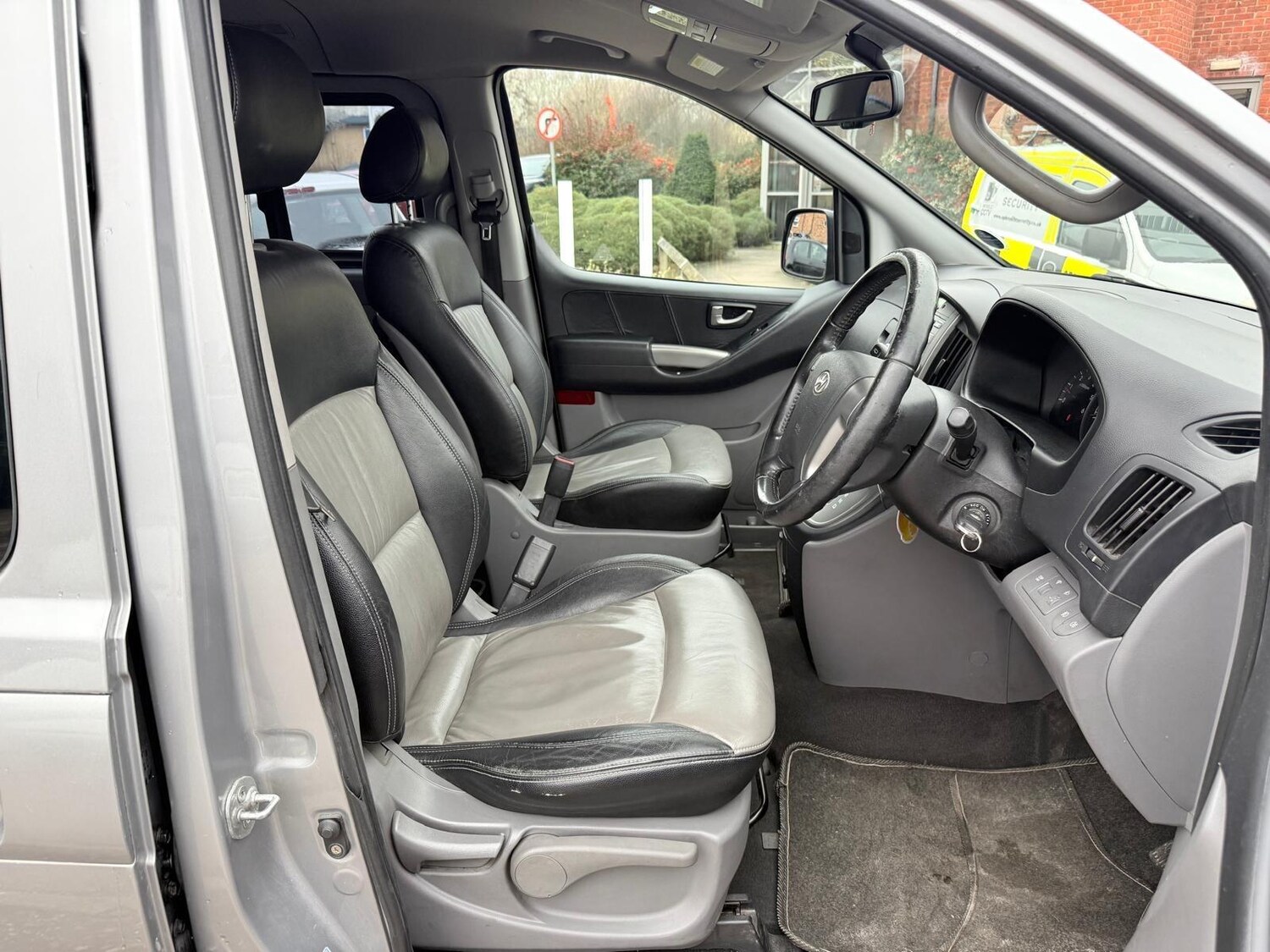 Used Hyundai i800 for sale - 78156649: Photo 16