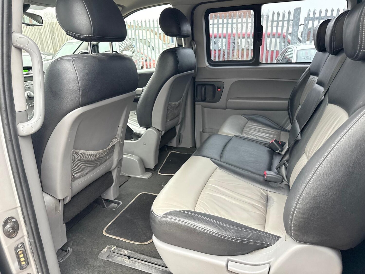 Used Hyundai i800 2012 for sale - 77454961: Photo 26