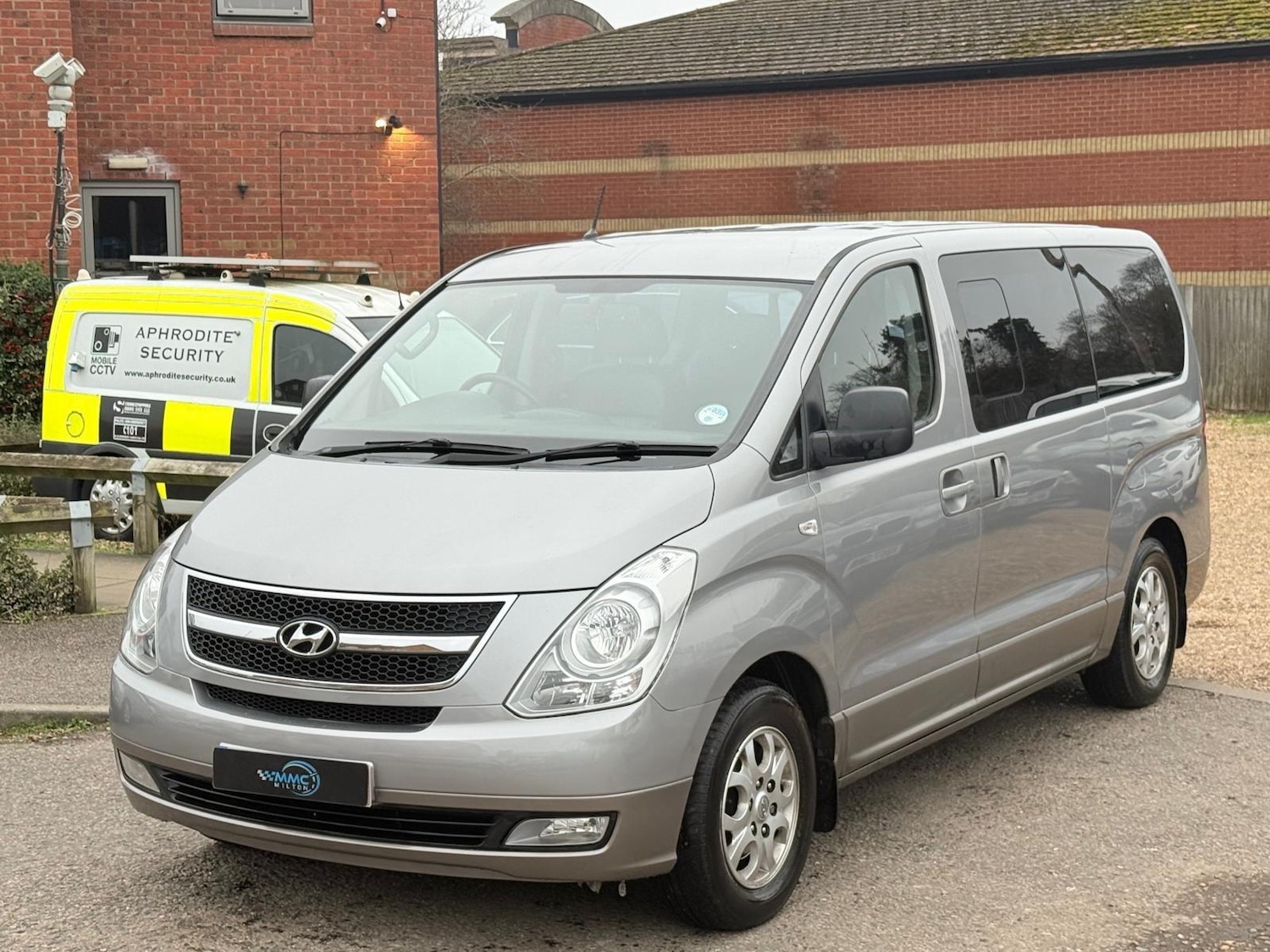 Used Hyundai i800 2012 for sale - 77454961: Photo 6