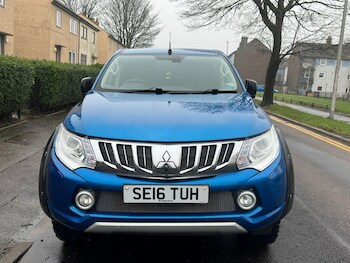 Used Mitsubishi L200 2016 for sale - 77657754: Photo