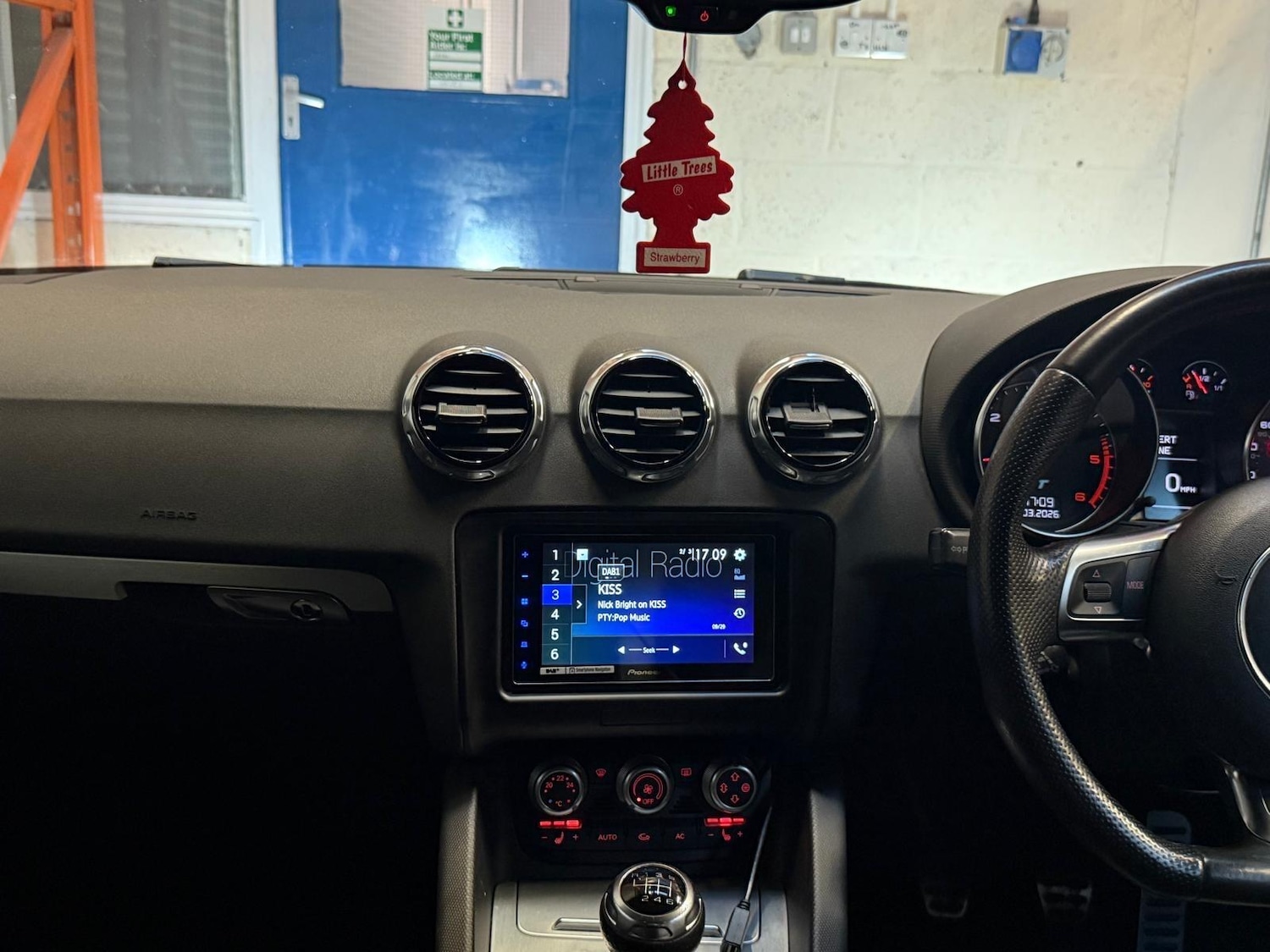 Used Audi TT 2012 for sale - 78034002: Photo 32