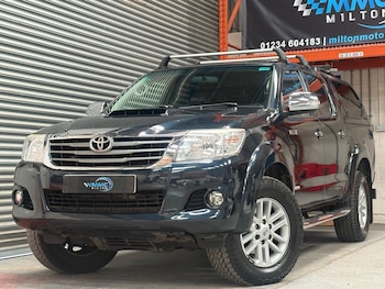 Used Toyota Hilux 2014 for sale - 79107291: Photo