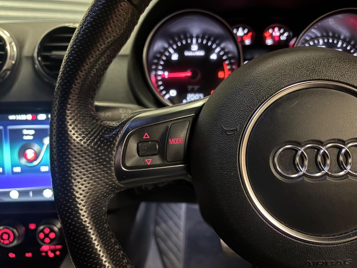 Used Audi TT 2013 for sale - 77484048: Photo 23