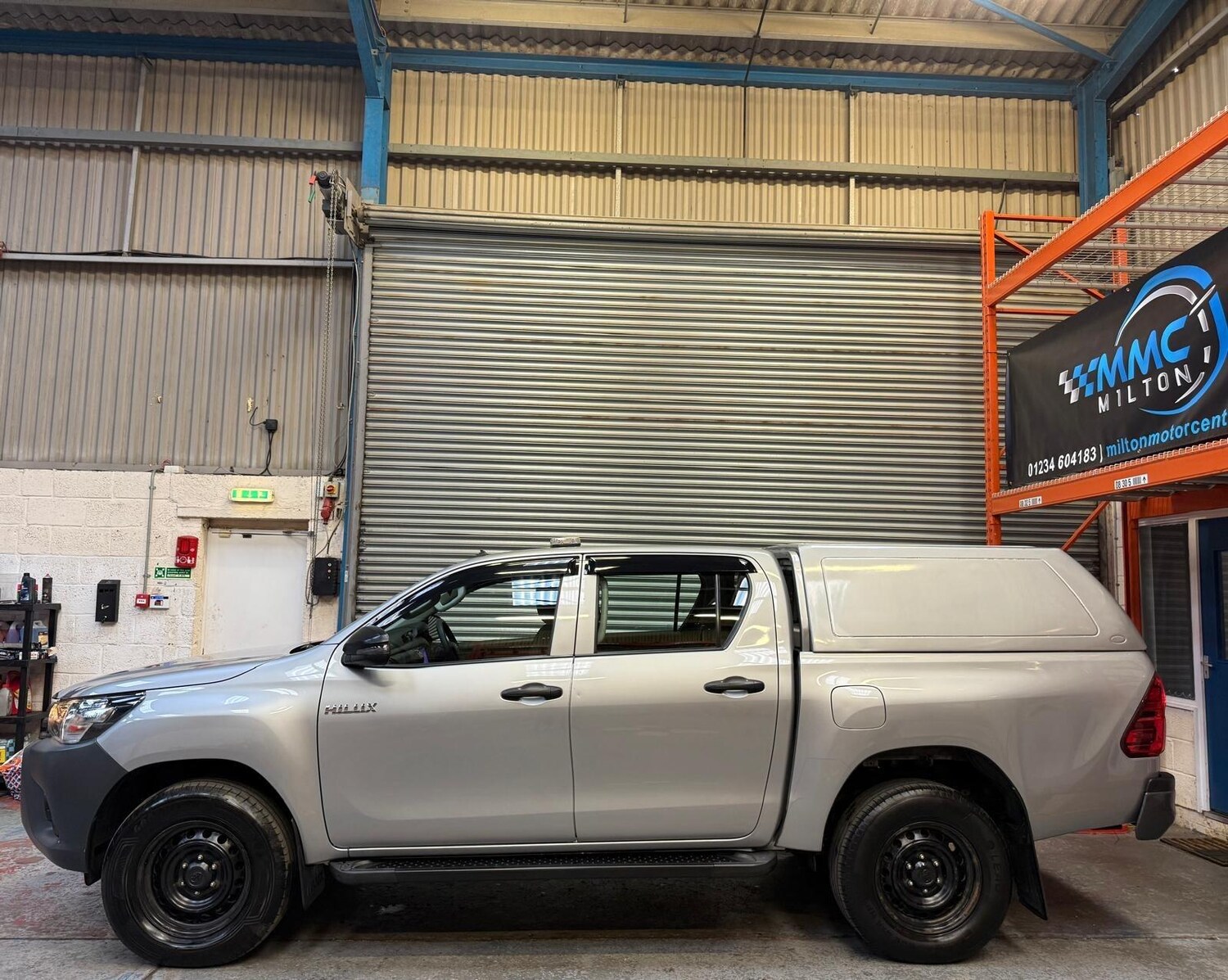 Used Toyota Hilux for sale - 77768520: Photo 16