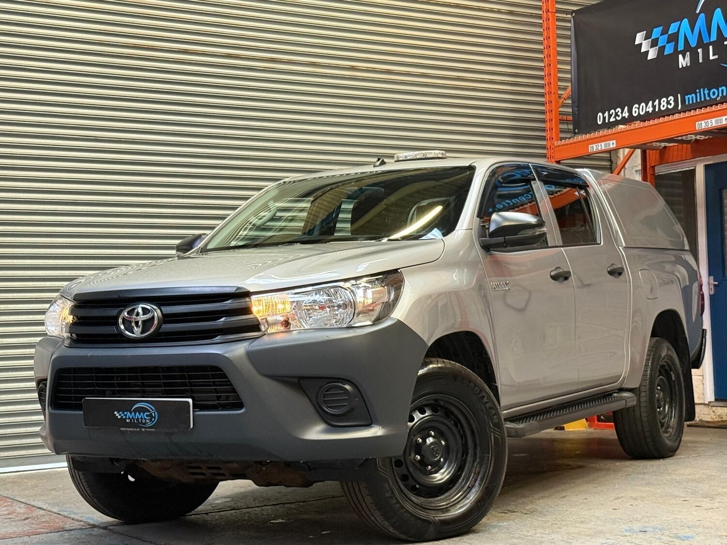 Used Toyota Hilux for sale - 77768520: Photo 4
