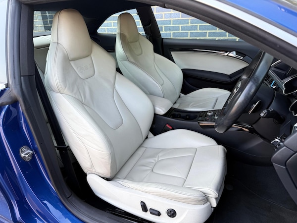 Used Audi RS5 2011 for sale - 74585607: Photo 21