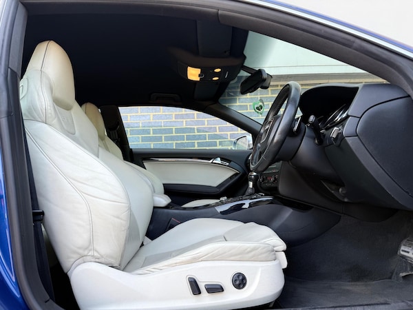 Used Audi RS5 2011 for sale - 74585607: Photo 23
