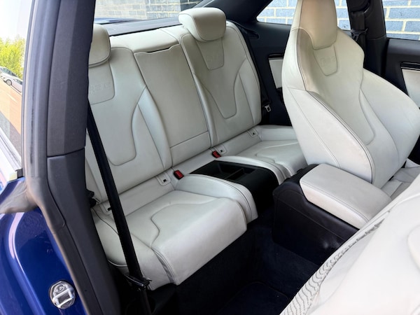 Used Audi RS5 2011 for sale - 74585607: Photo 24