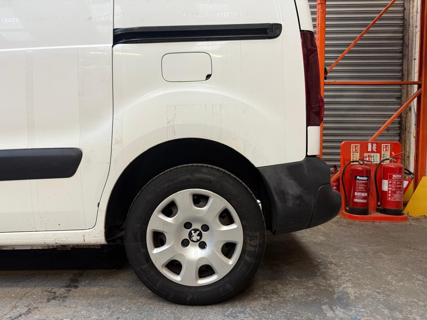 Used Peugeot Partner 2017 for sale - 77550668: Photo 17