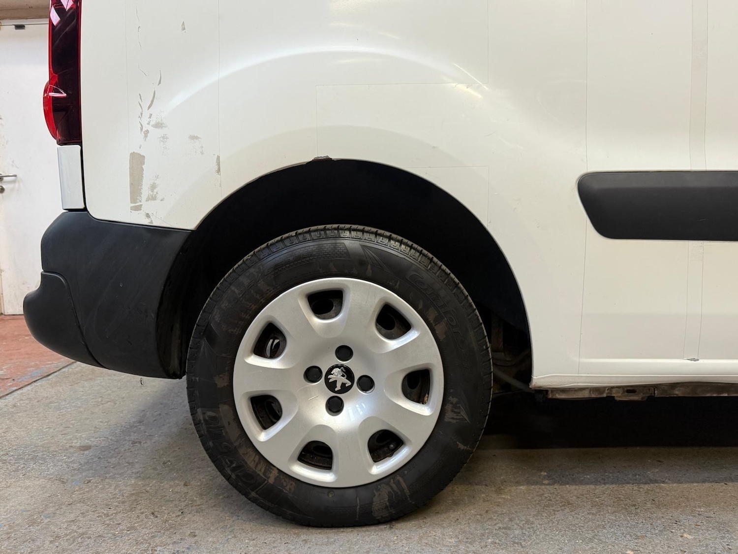 Used Peugeot Partner 2017 for sale - 77550668: Photo 19