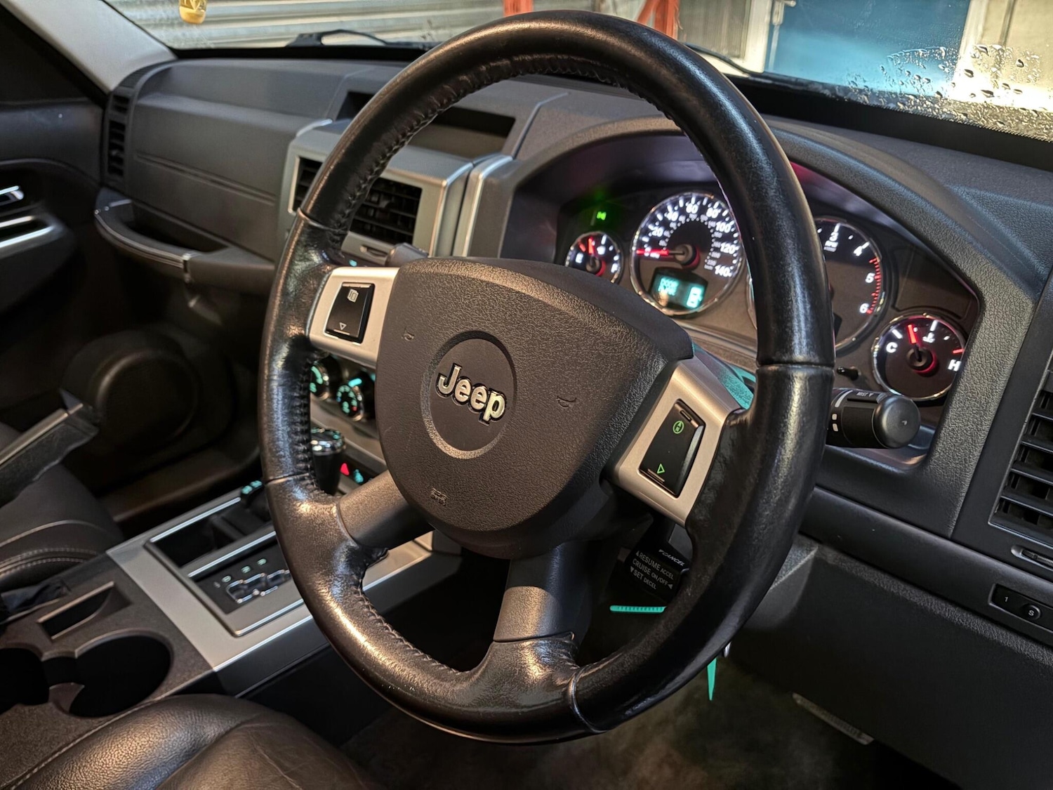 Used Jeep Cherokee 2010 for sale - 77564793: Photo 10