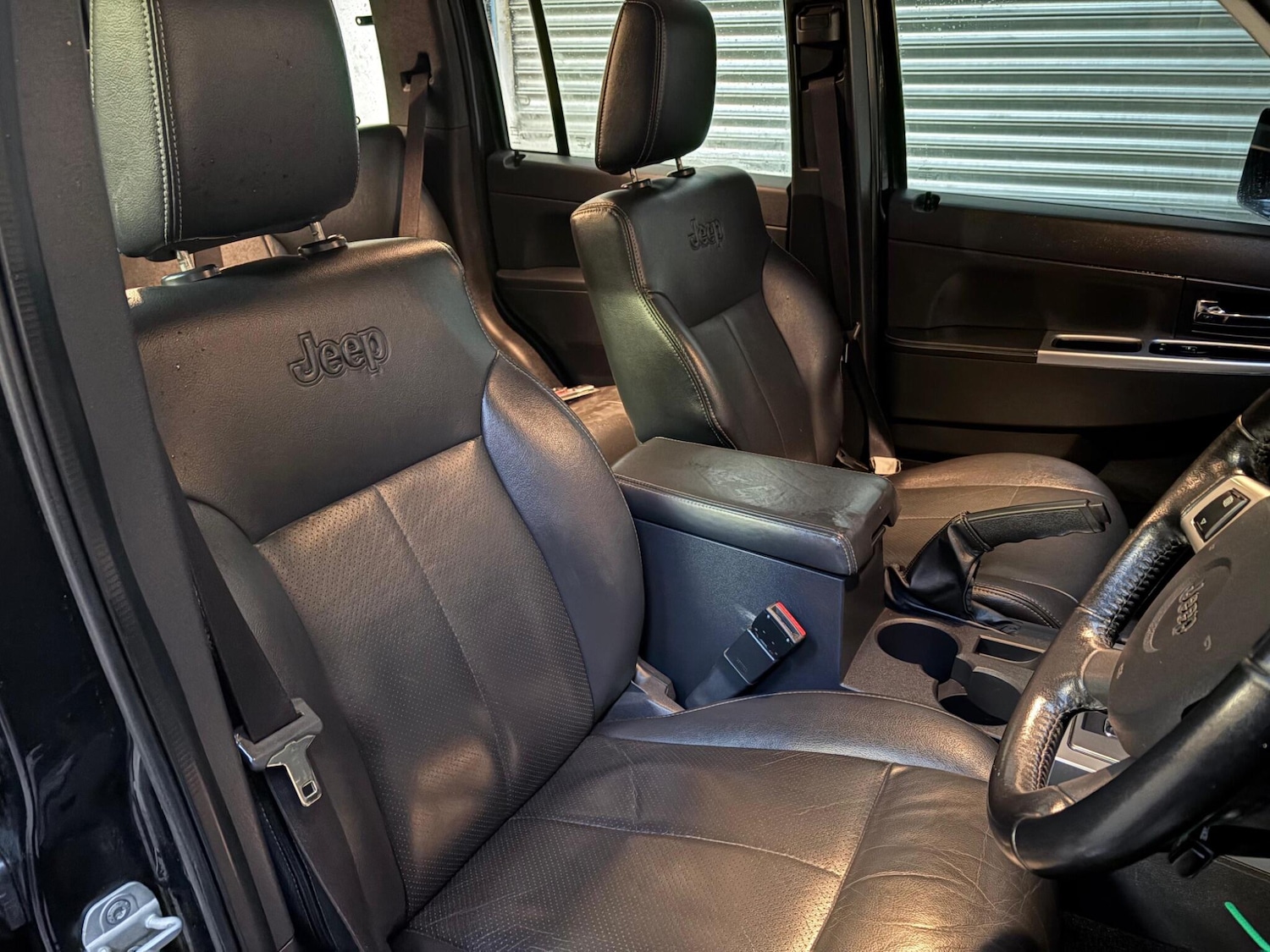 Used Jeep Cherokee 2010 for sale - 77564793: Photo 16