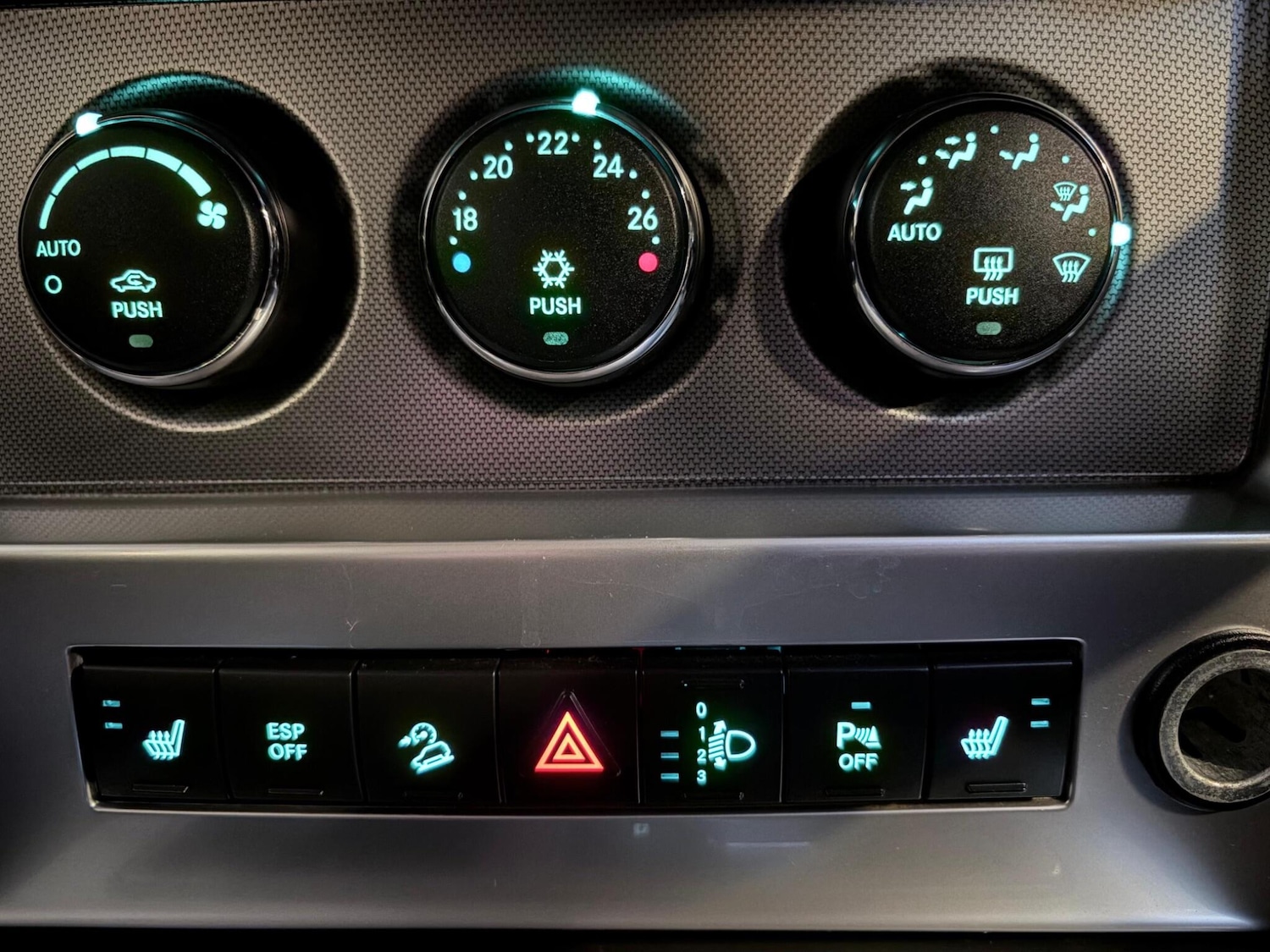 Used Jeep Cherokee 2010 for sale - 77564793: Photo 21