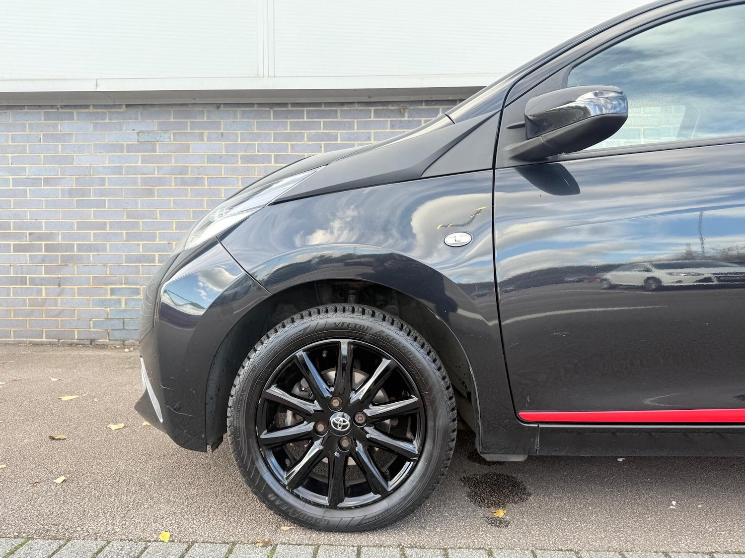 Used Toyota AYGO 2017 for sale - 76993160: Photo 19