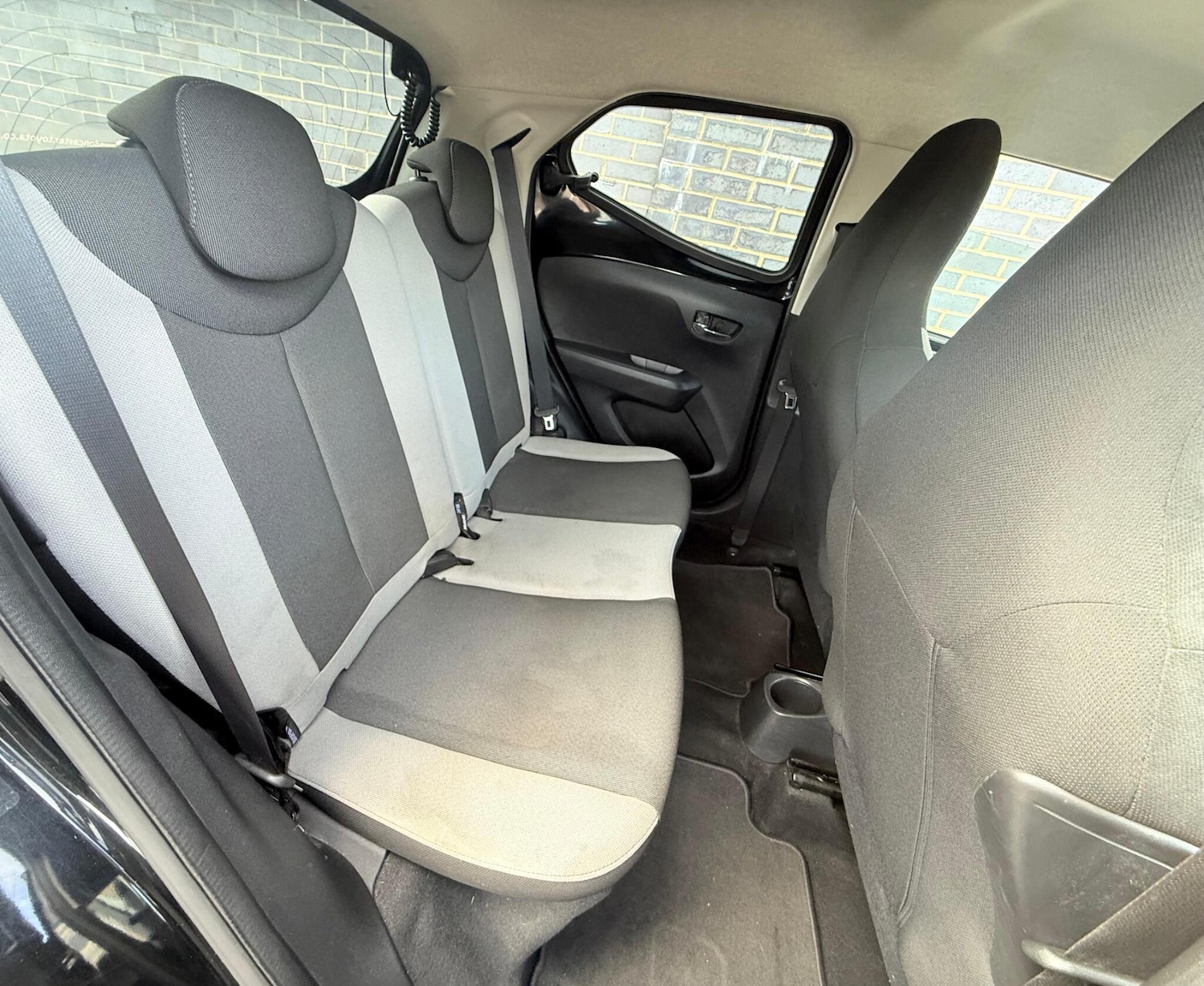 Used Toyota AYGO 2017 for sale - 76993160: Photo 24