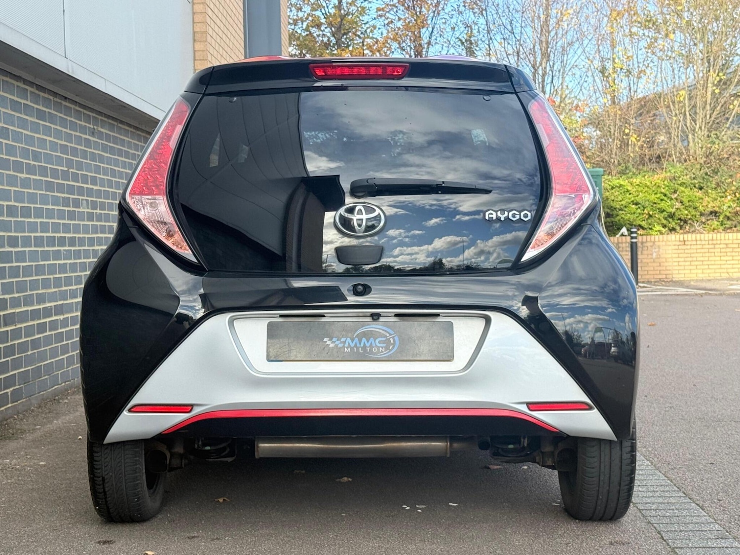 Used Toyota AYGO 2017 for sale - 76993160: Photo 8