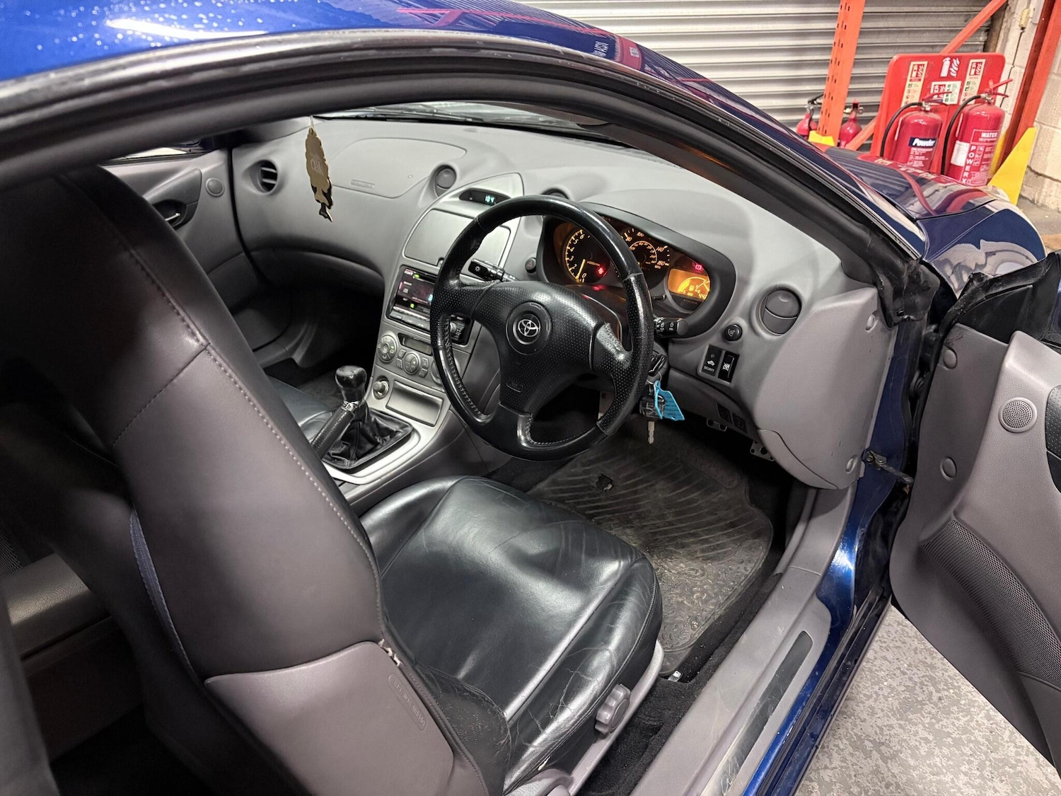 Used Toyota Celica 2002 for sale - 77029073: Photo 25