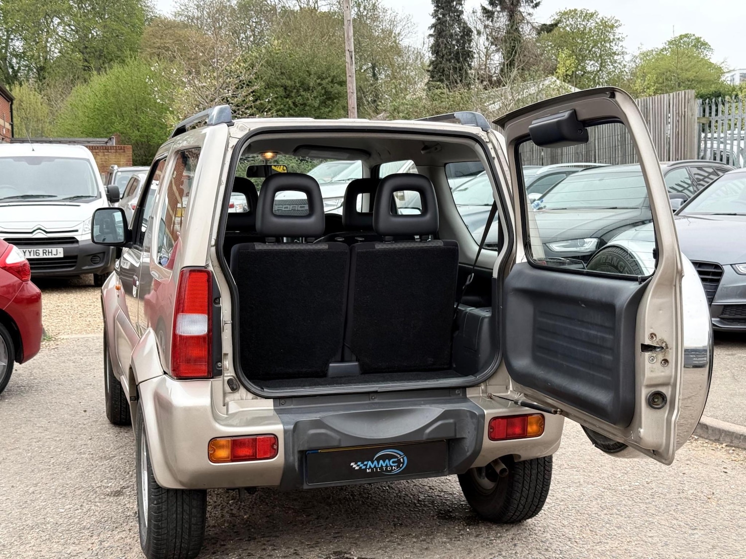 Used Suzuki Jimny 2005 for sale - 76993681: Photo 13