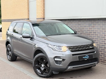 Used Land Rover Discovery Sport 2017 for sale - 76085163: Photo